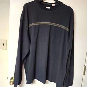 Arrow lightweight sweater. XXL